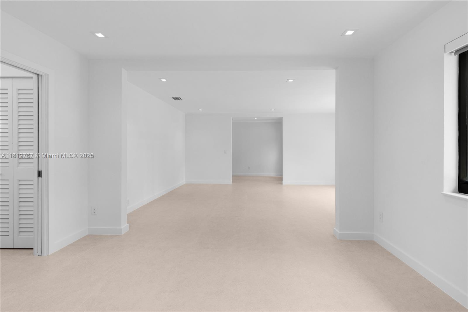 AVOCADO ACRES - Residential Lease