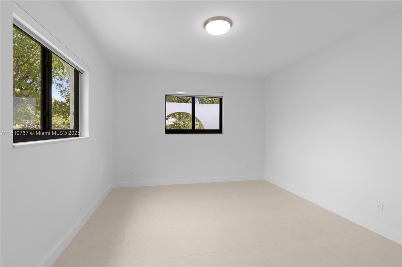 AVOCADO ACRES - Residential Lease