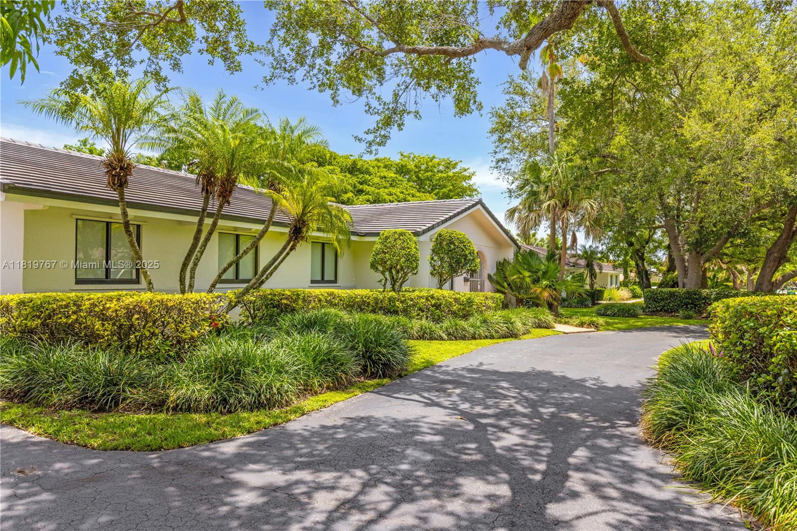 AVOCADO ACRES - Residential Lease