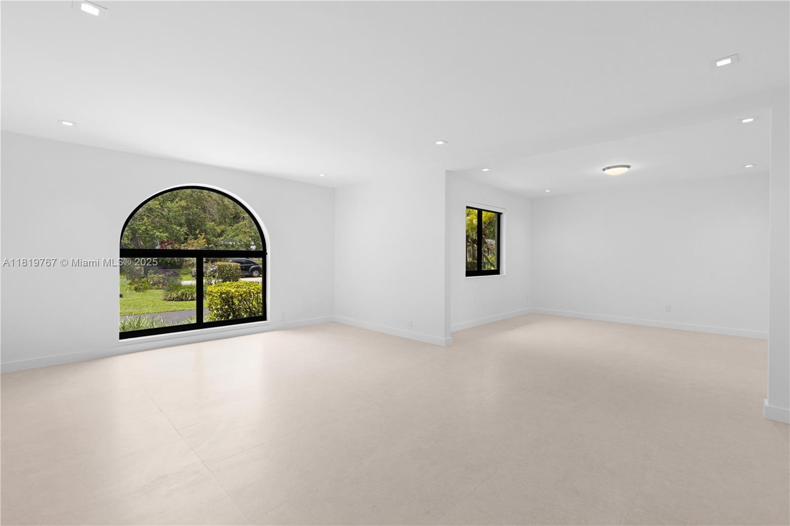 AVOCADO ACRES - Residential Lease