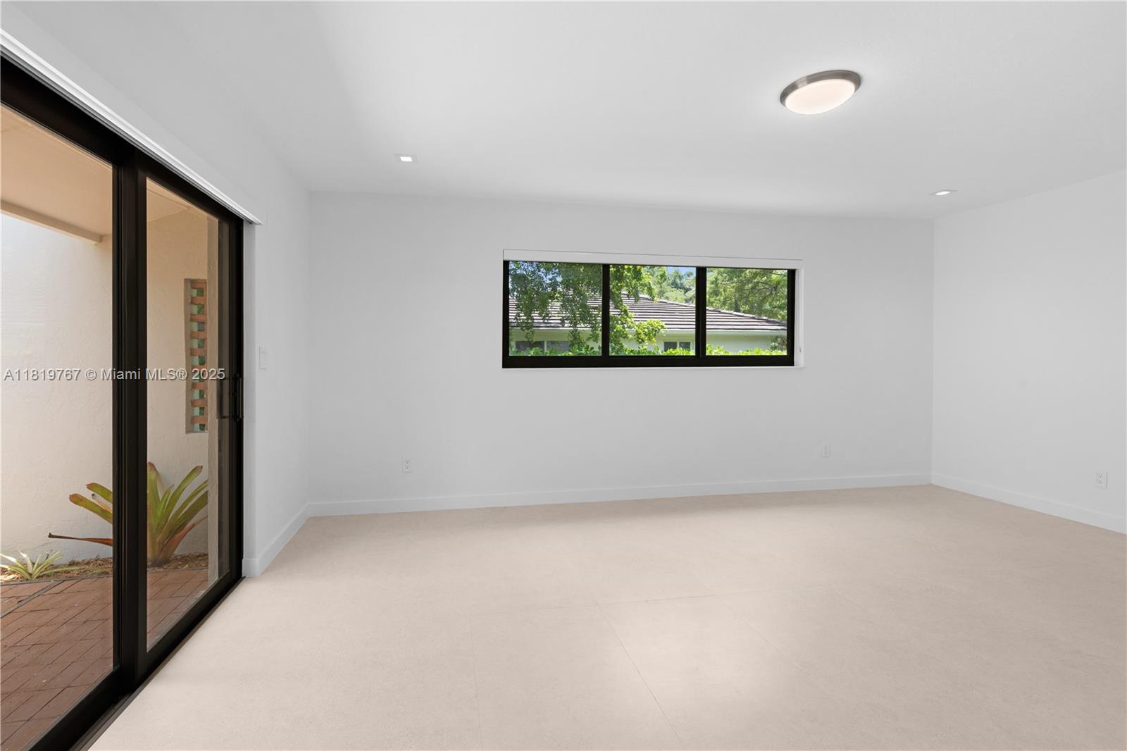 AVOCADO ACRES - Residential Lease
