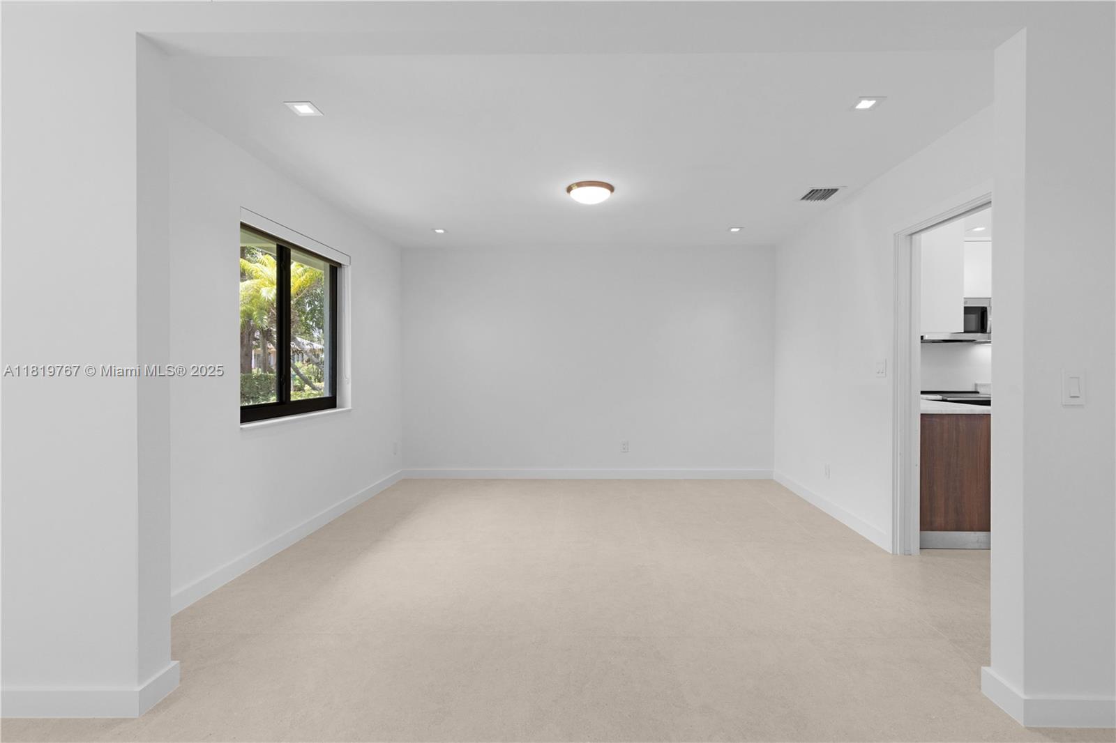 AVOCADO ACRES - Residential Lease