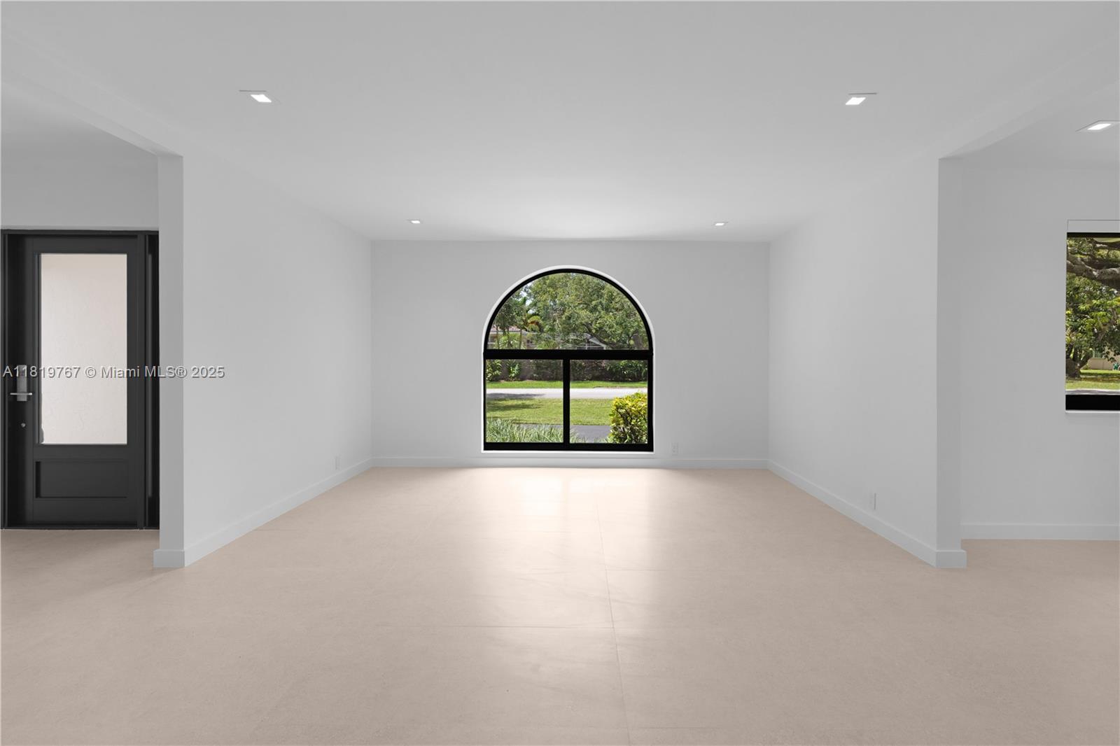 AVOCADO ACRES - Residential Lease