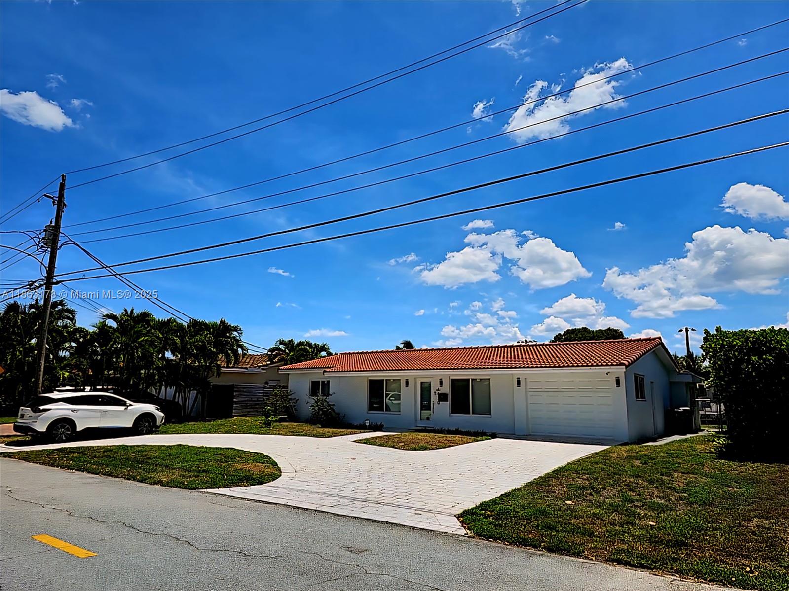 1430 NE 53rd Ct