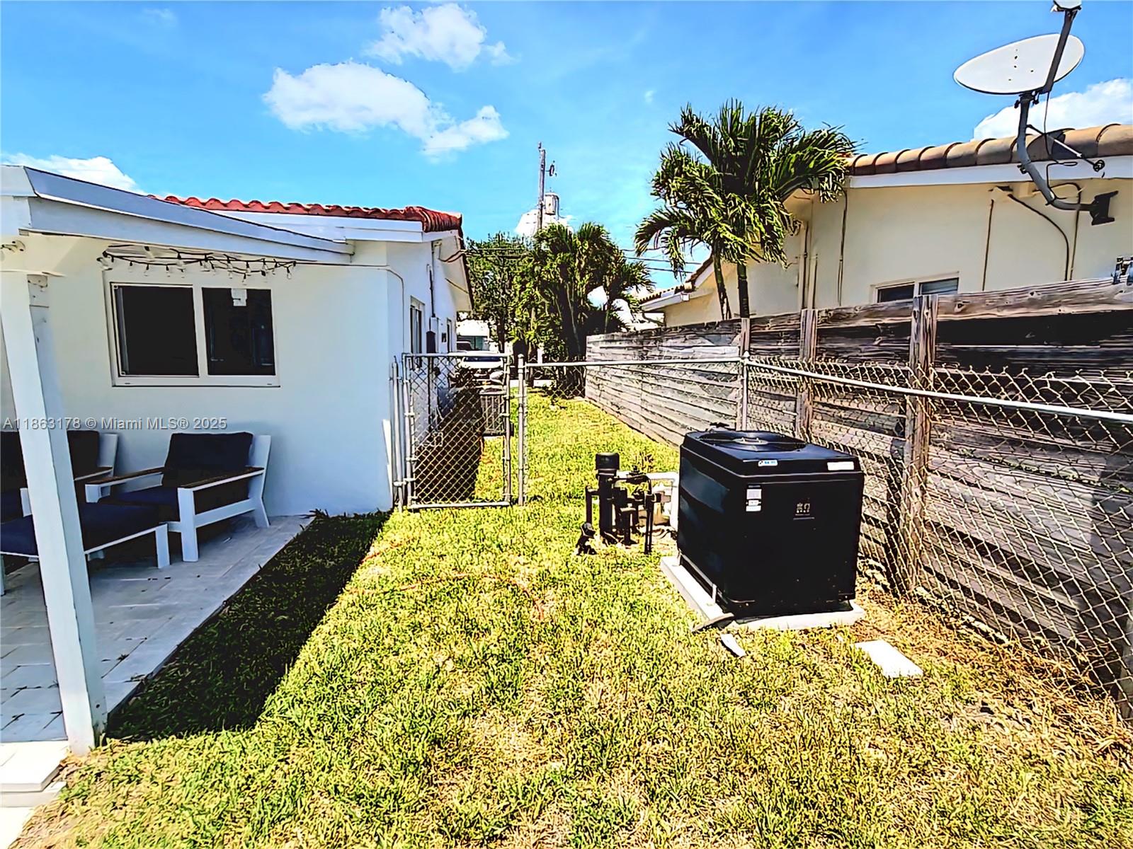 CORAL RIDGE ISLES - Residential