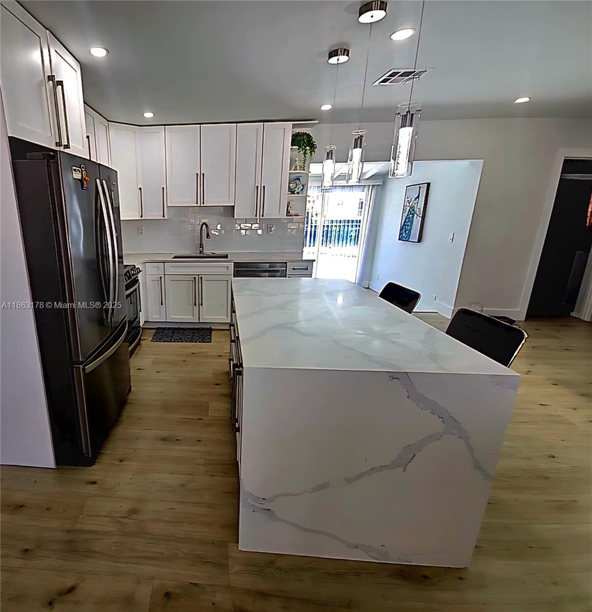 CORAL RIDGE ISLES - Residential