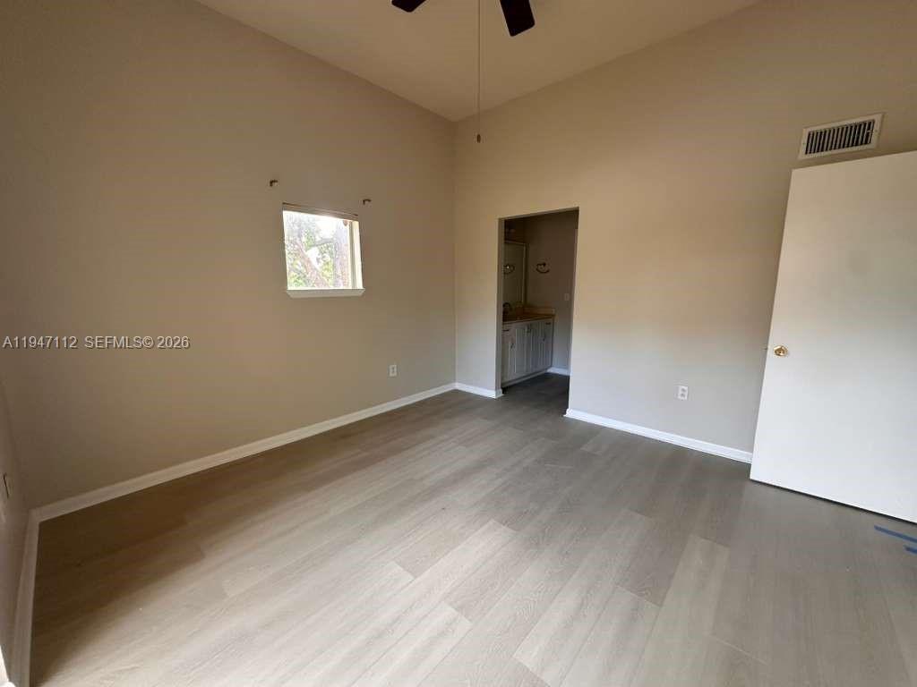 PALM LAKE CONDO - Residential