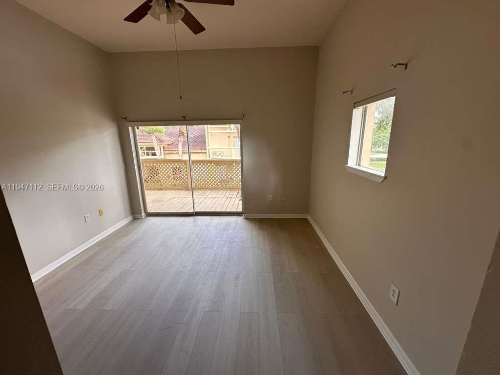 PALM LAKE CONDO - Residential