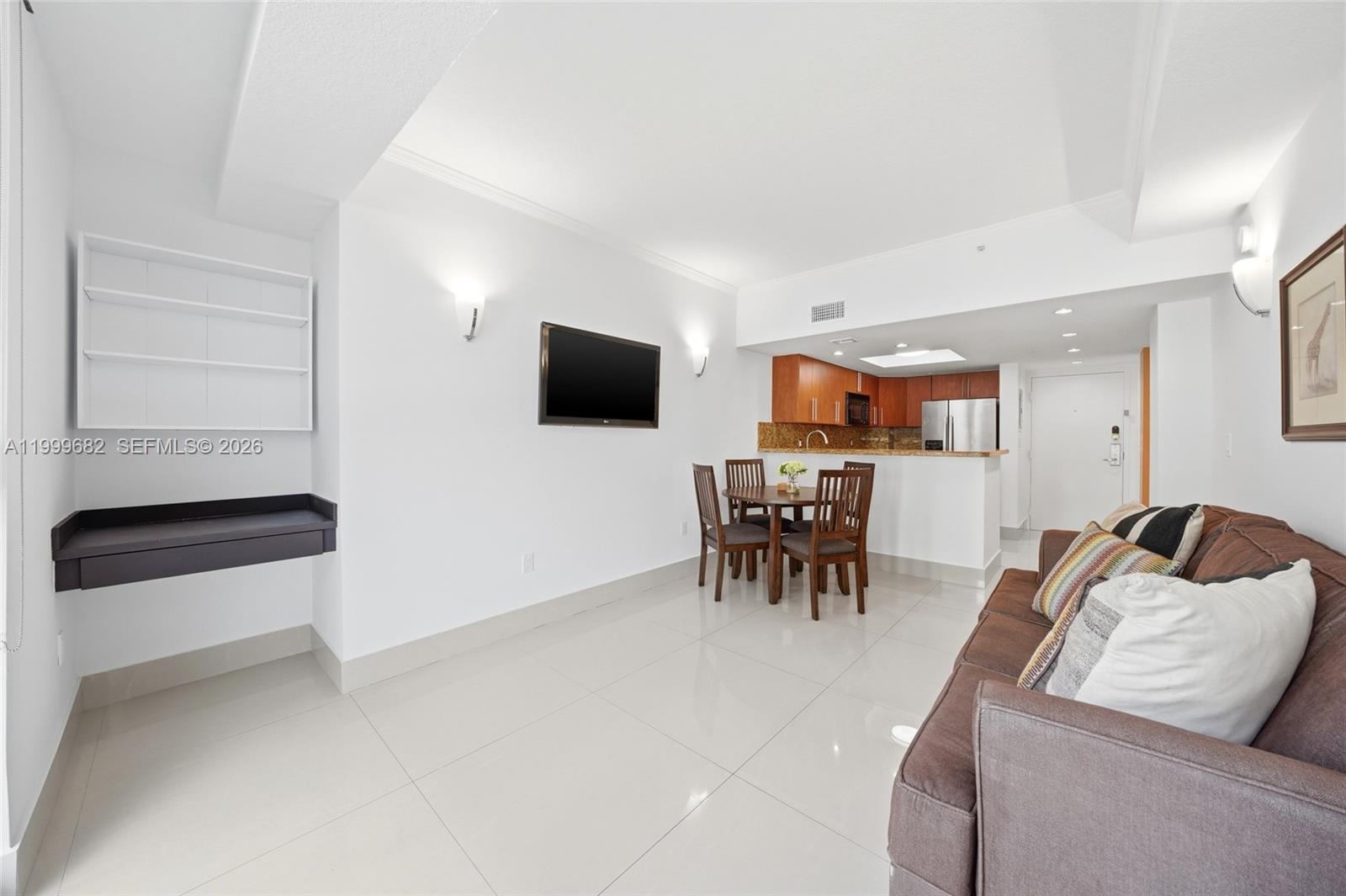 THE MUTINY CONDO - Residential