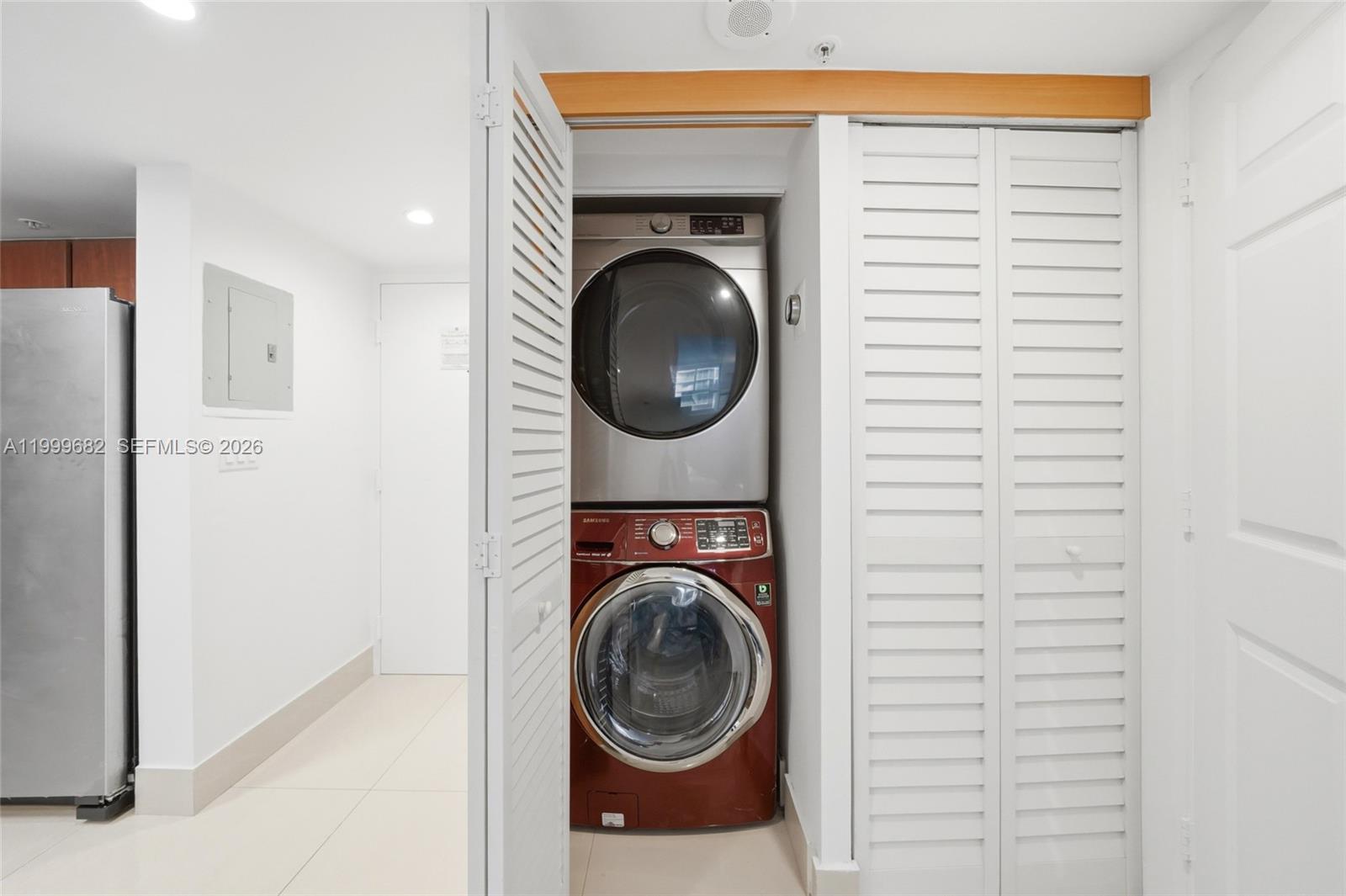 THE MUTINY CONDO - Residential