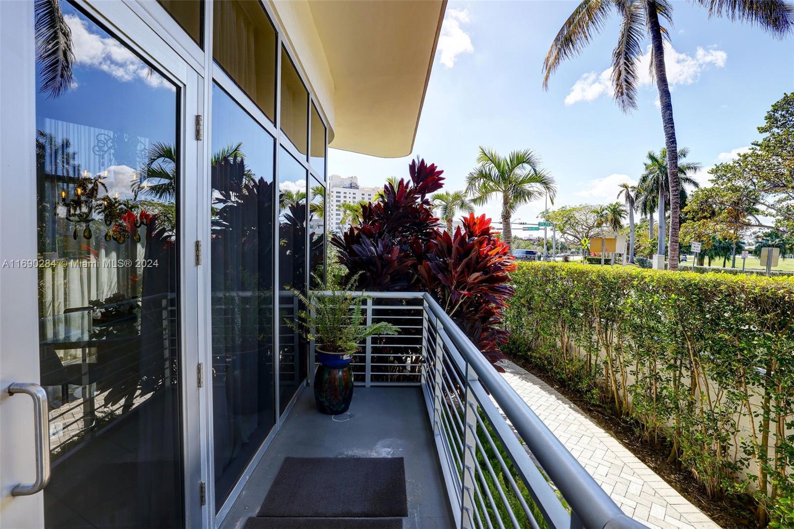 THE MERIDIAN CONDO - Residential