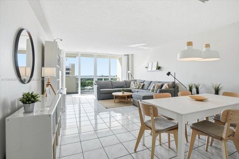 5601 Collins Ave 1517 Miami Beach FL 33140