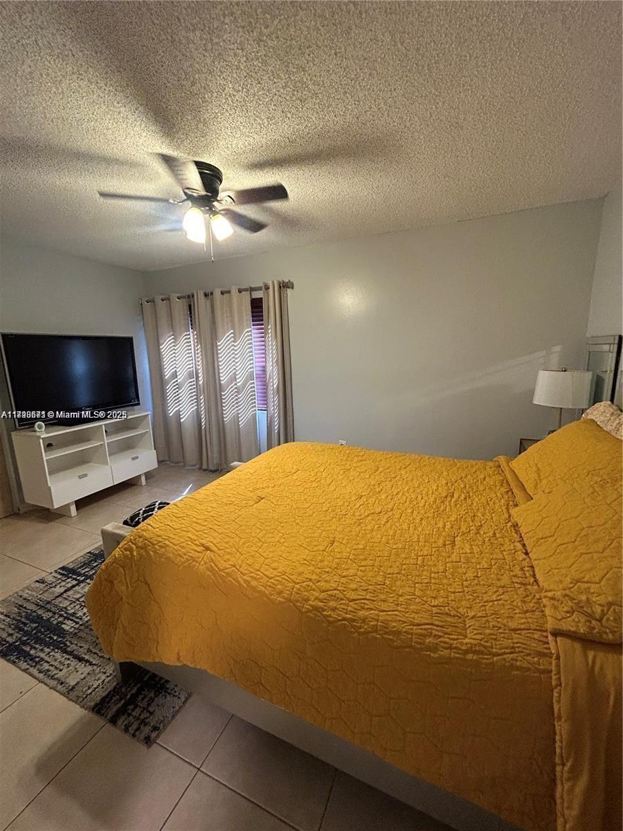 MISSIONWOOD AT MIRAMAR CO - Residential Lease