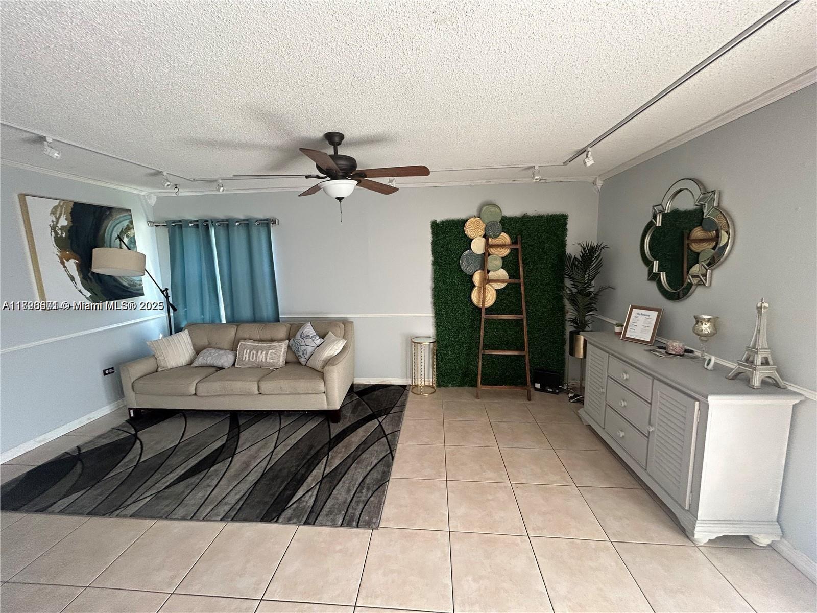 MISSIONWOOD AT MIRAMAR CO - Residential Lease