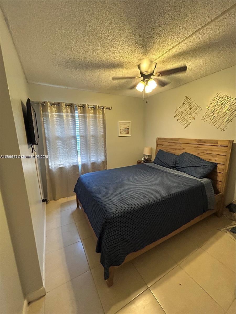MISSIONWOOD AT MIRAMAR CO - Residential Lease