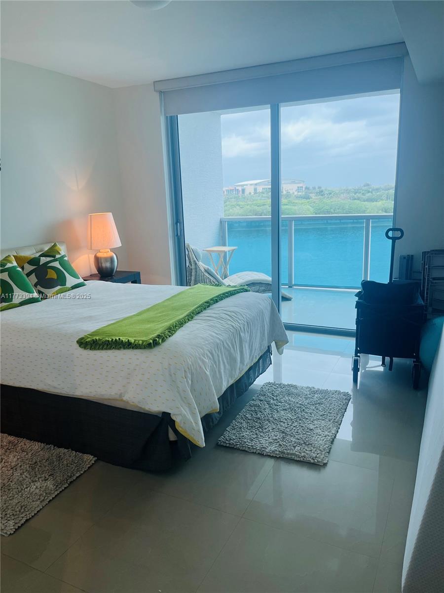 TAO SAWGRASS CONDOMINIUM - Residential