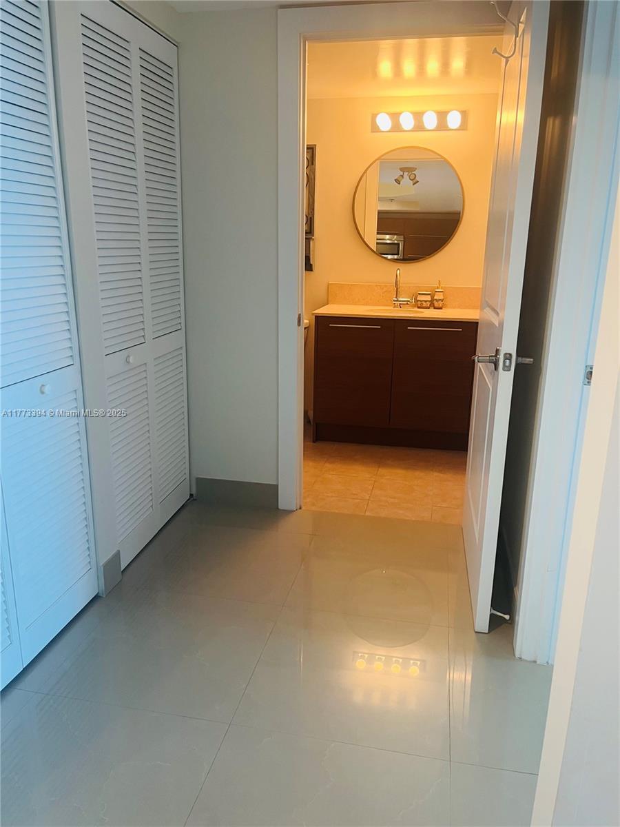 TAO SAWGRASS CONDOMINIUM - Residential