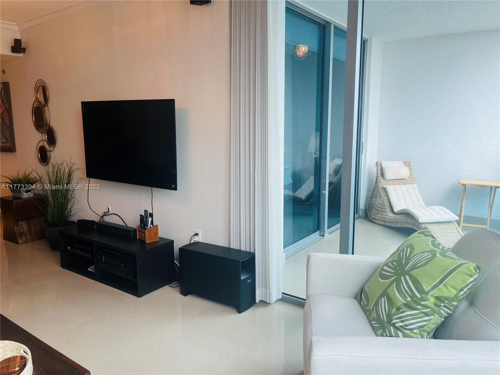 TAO SAWGRASS CONDOMINIUM - Residential