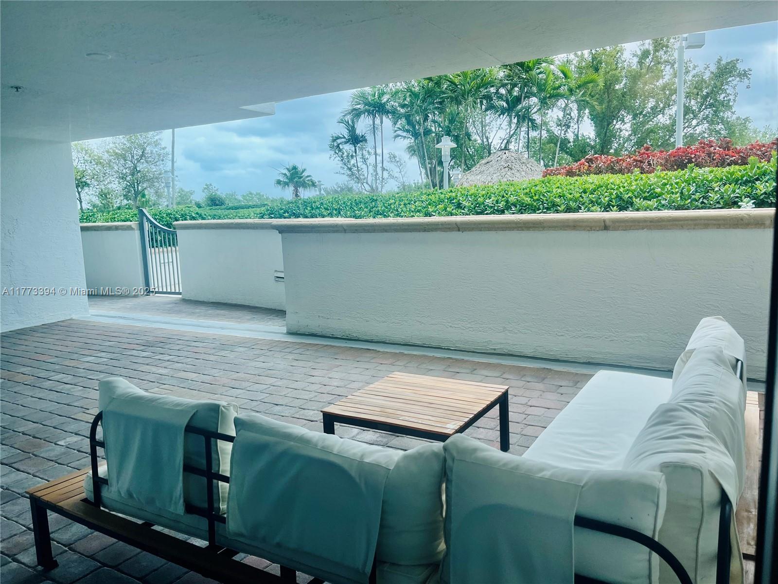 TAO SAWGRASS CONDOMINIUM - Residential