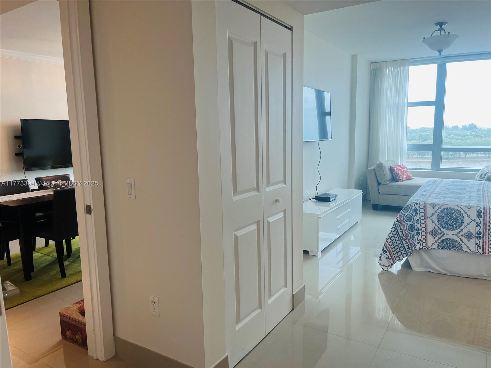 TAO SAWGRASS CONDOMINIUM - Residential