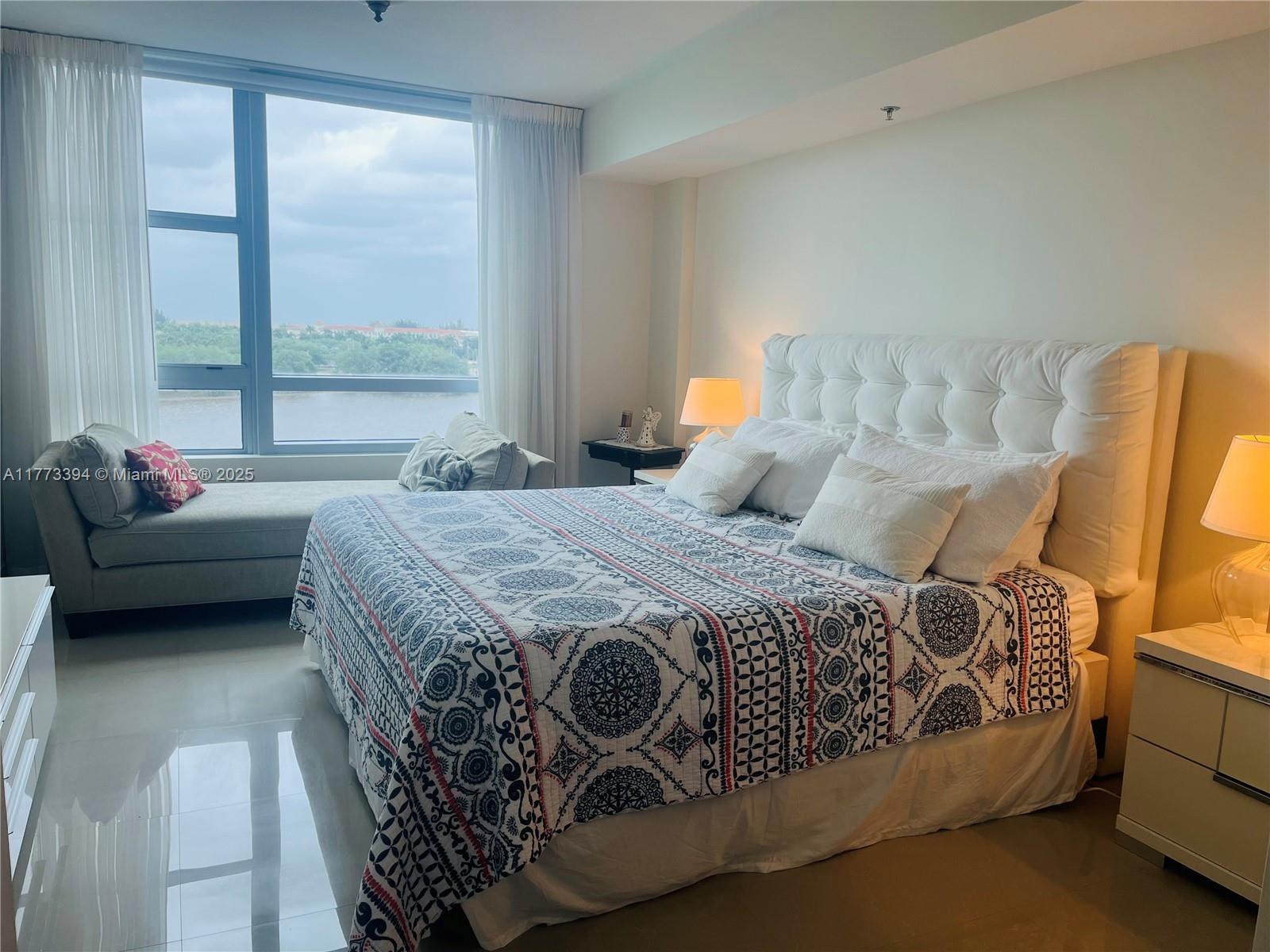 TAO SAWGRASS CONDOMINIUM - Residential