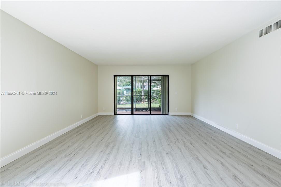 RACQUET CLUB APTS AT BONA - Residential Lease