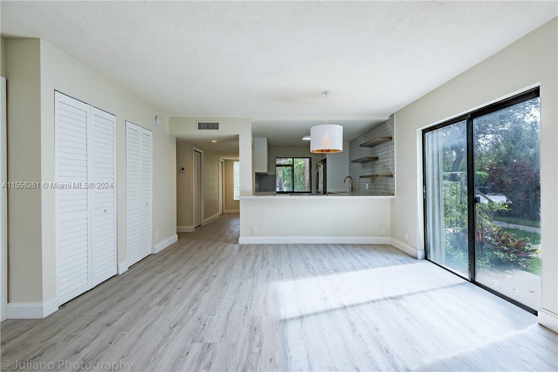 RACQUET CLUB APTS AT BONA - Residential Lease