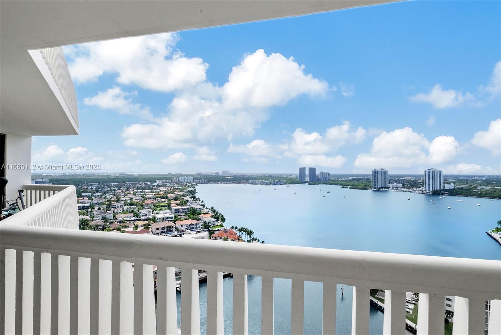 Property for Sale at 1000 Island Blvd 2511, Aventura, Miami-Dade County, Florida - Bedrooms: 2 
Bathrooms: 2  - $499,000
