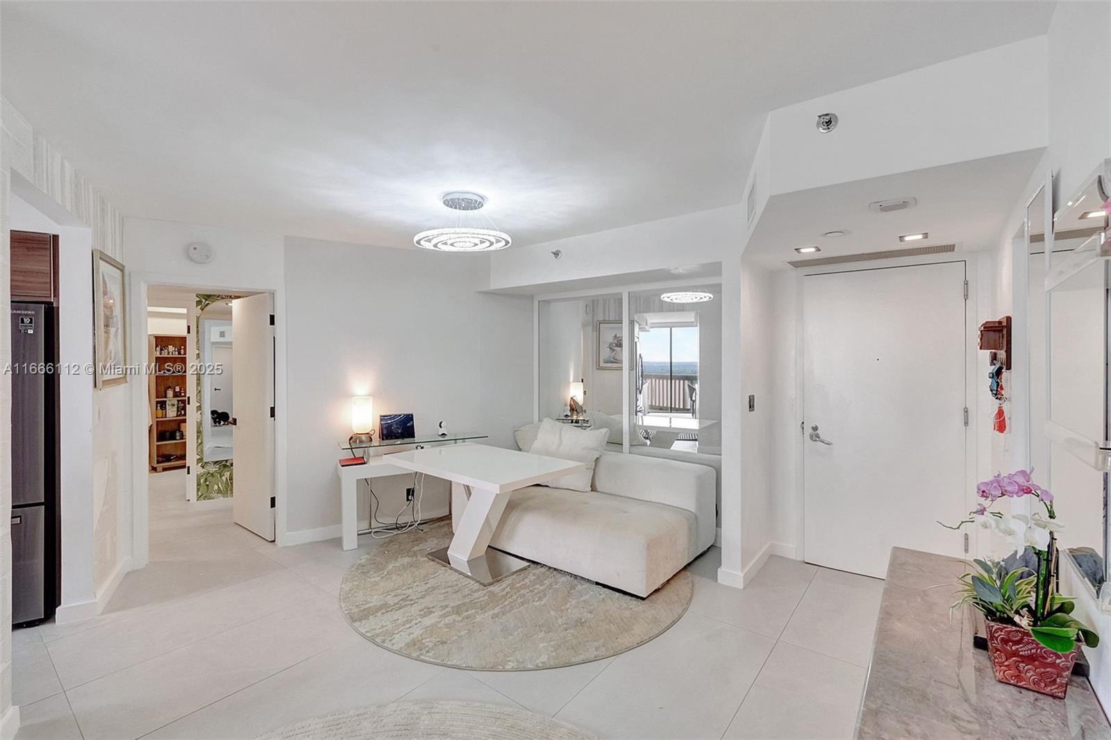1000 ISL BLVD WILLIAMS IS - Residential