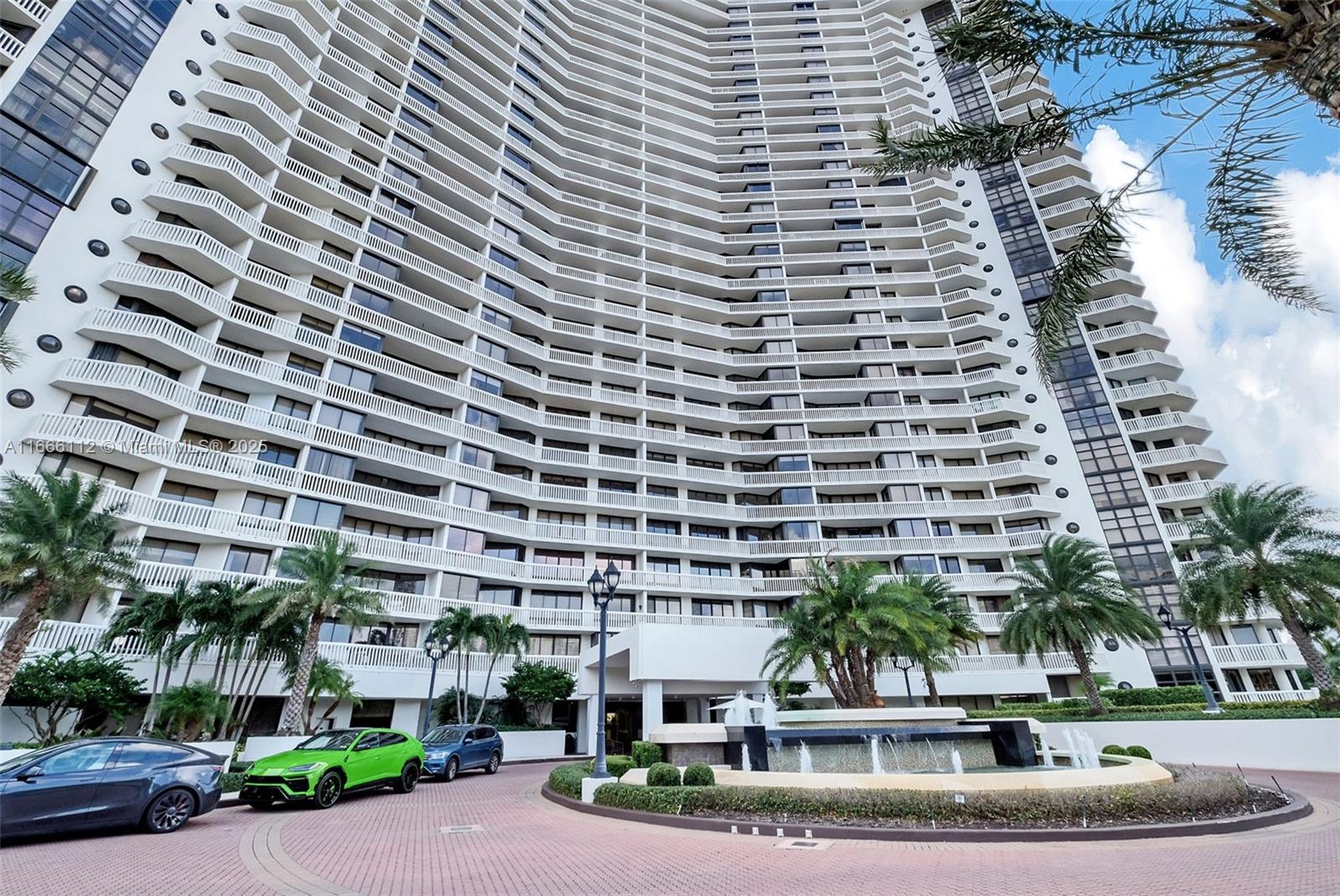 1000 ISL BLVD WILLIAMS IS - Residential