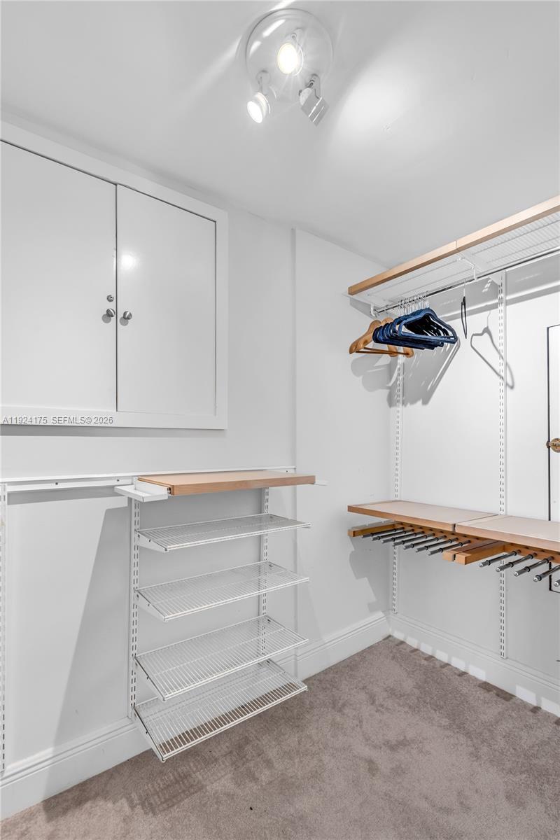 MASHTA ISLAND A REPLAT OF - Residential