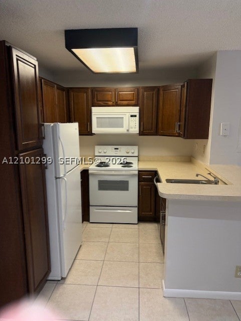 631 Lyons Rd 12101