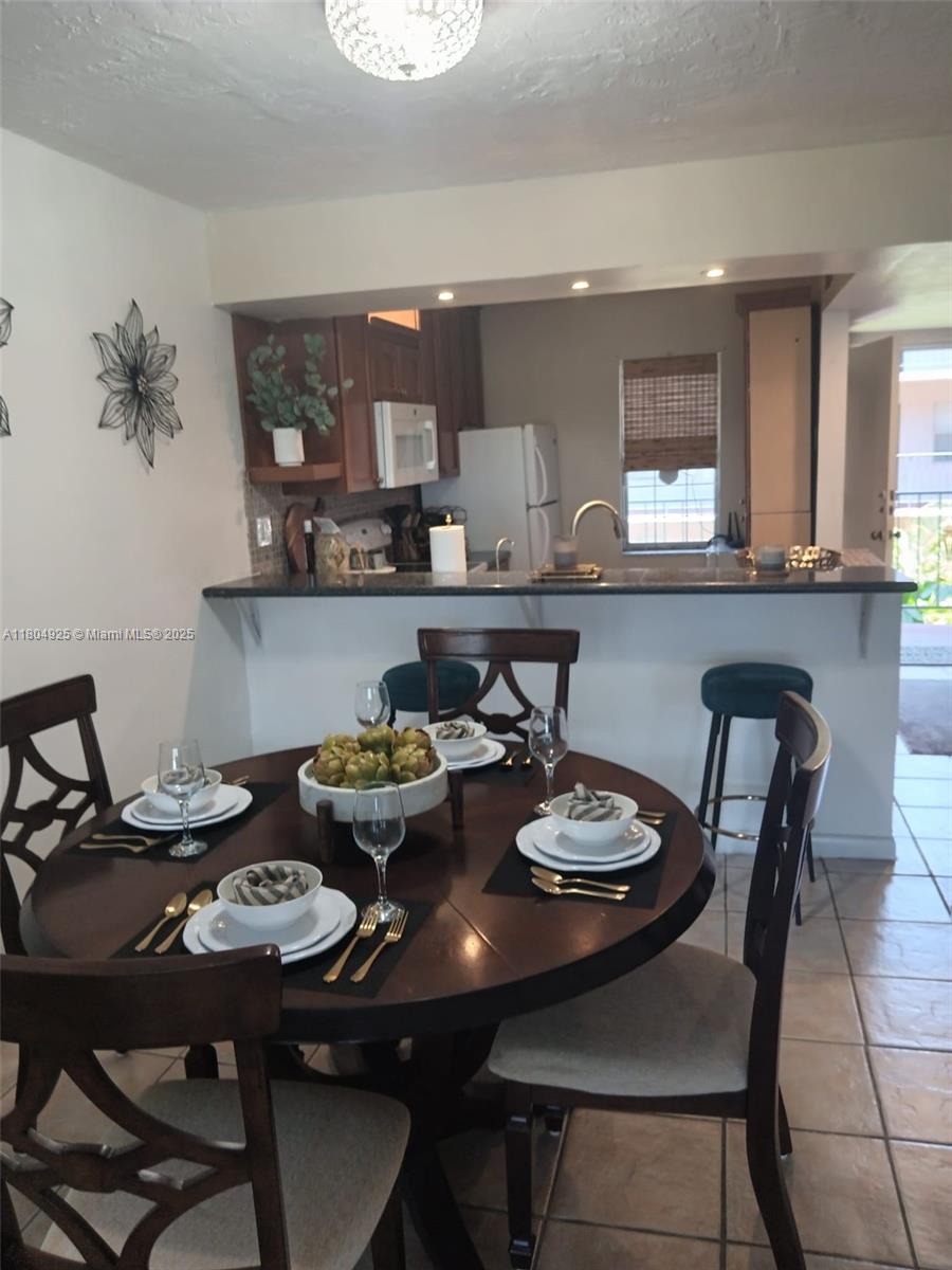 2821 Somerset Dr 312, Lauderdale Lakes, Broward County, Florida - 2 Bedrooms  
2 Bathrooms - 