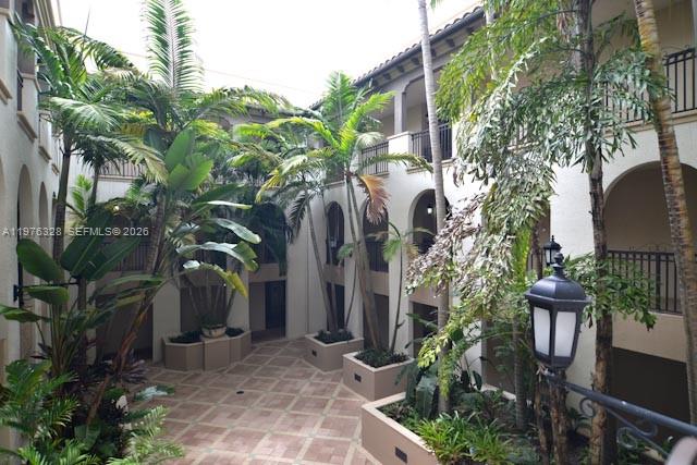 VILLA FLORA CONDO - Residential