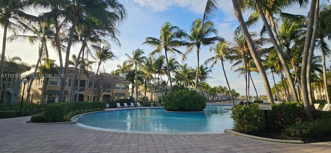 VILLA FLORA CONDO - Residential