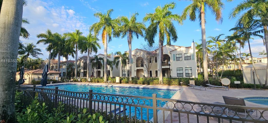 VILLA FLORA CONDO - Residential