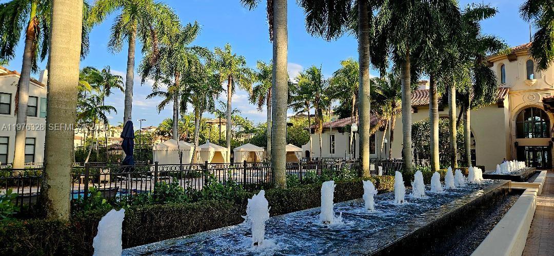 VILLA FLORA CONDO - Residential