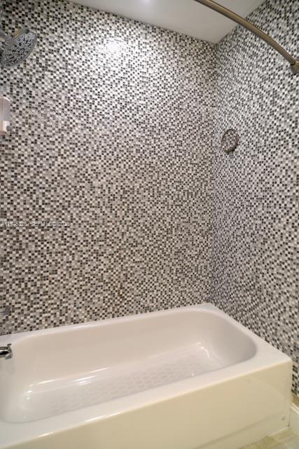 VILLA FLORA CONDO - Residential