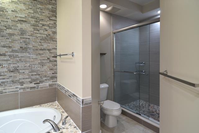 VILLA FLORA CONDO - Residential