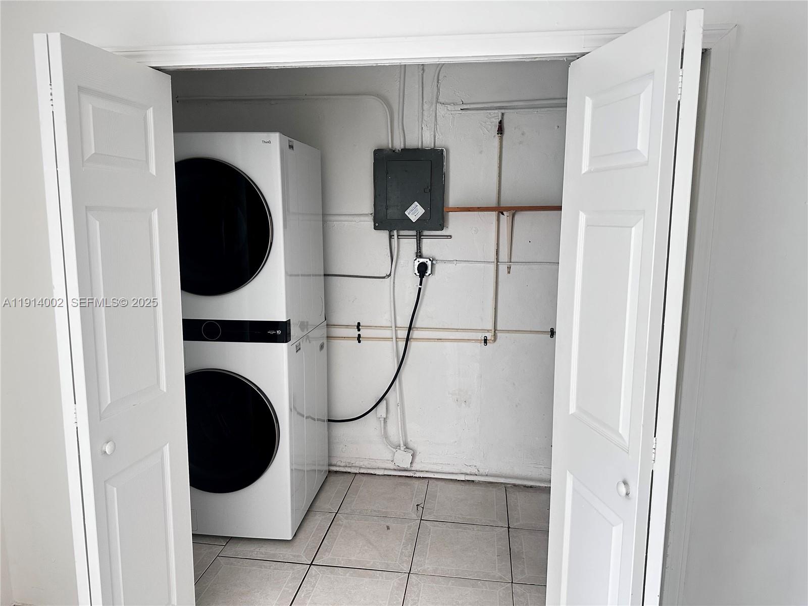 IDEAL HOMES SUB NO 8 - Residential