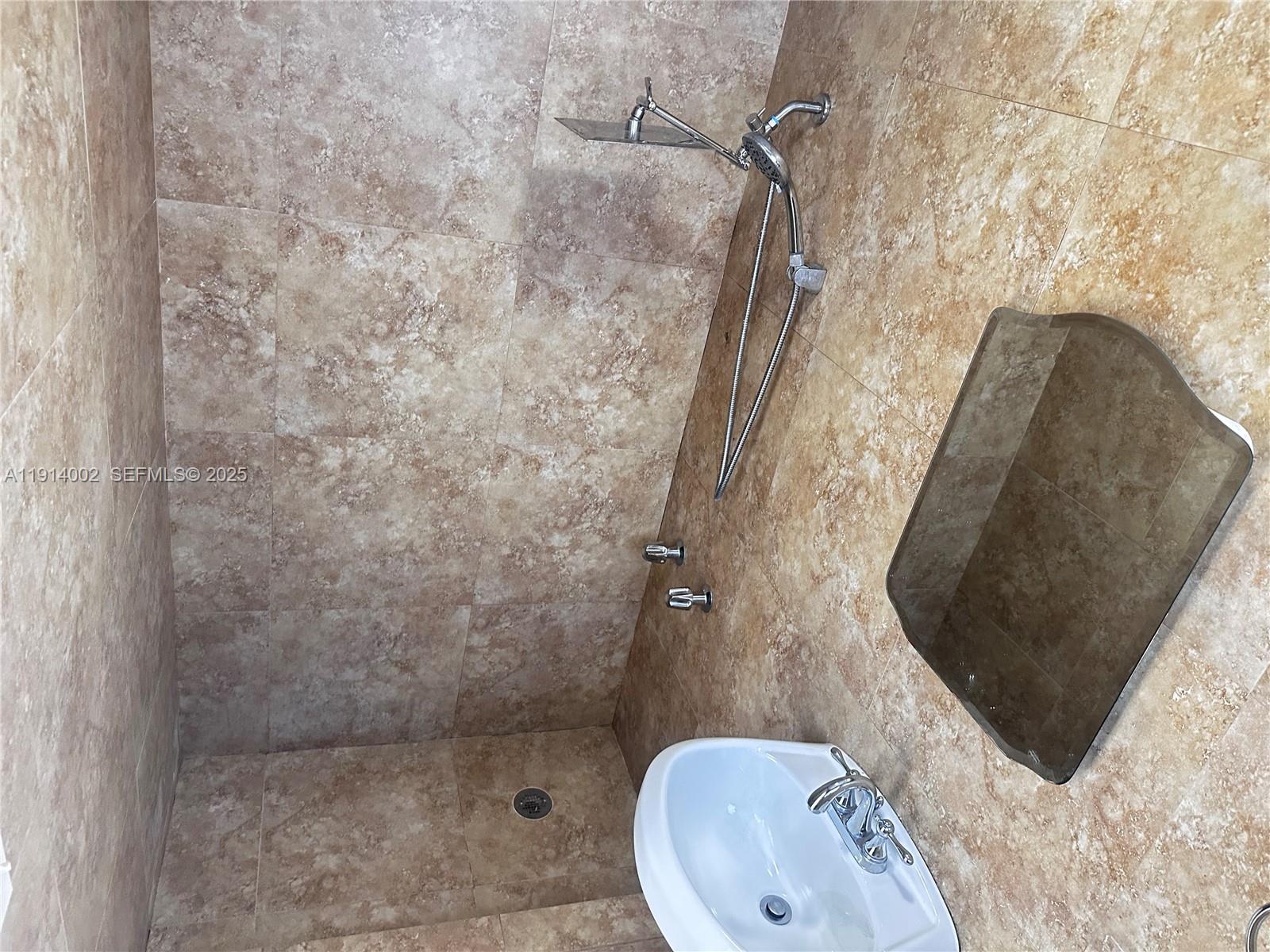 IDEAL HOMES SUB NO 8 - Residential