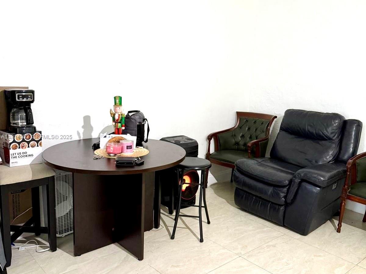 IDEAL HOMES SUB NO 8 - Residential