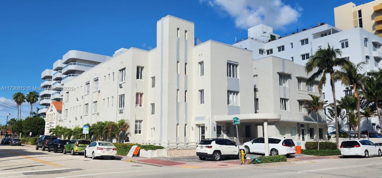 3700 Collins Ave S-208, Miami Beach, Miami-Dade County, Florida - 1 Bathrooms - 