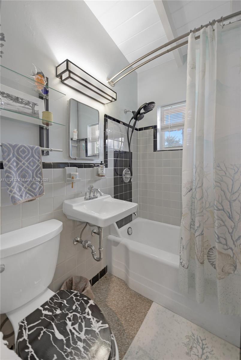 RIVERLAND VILLAGE SEC 1-R - Residential