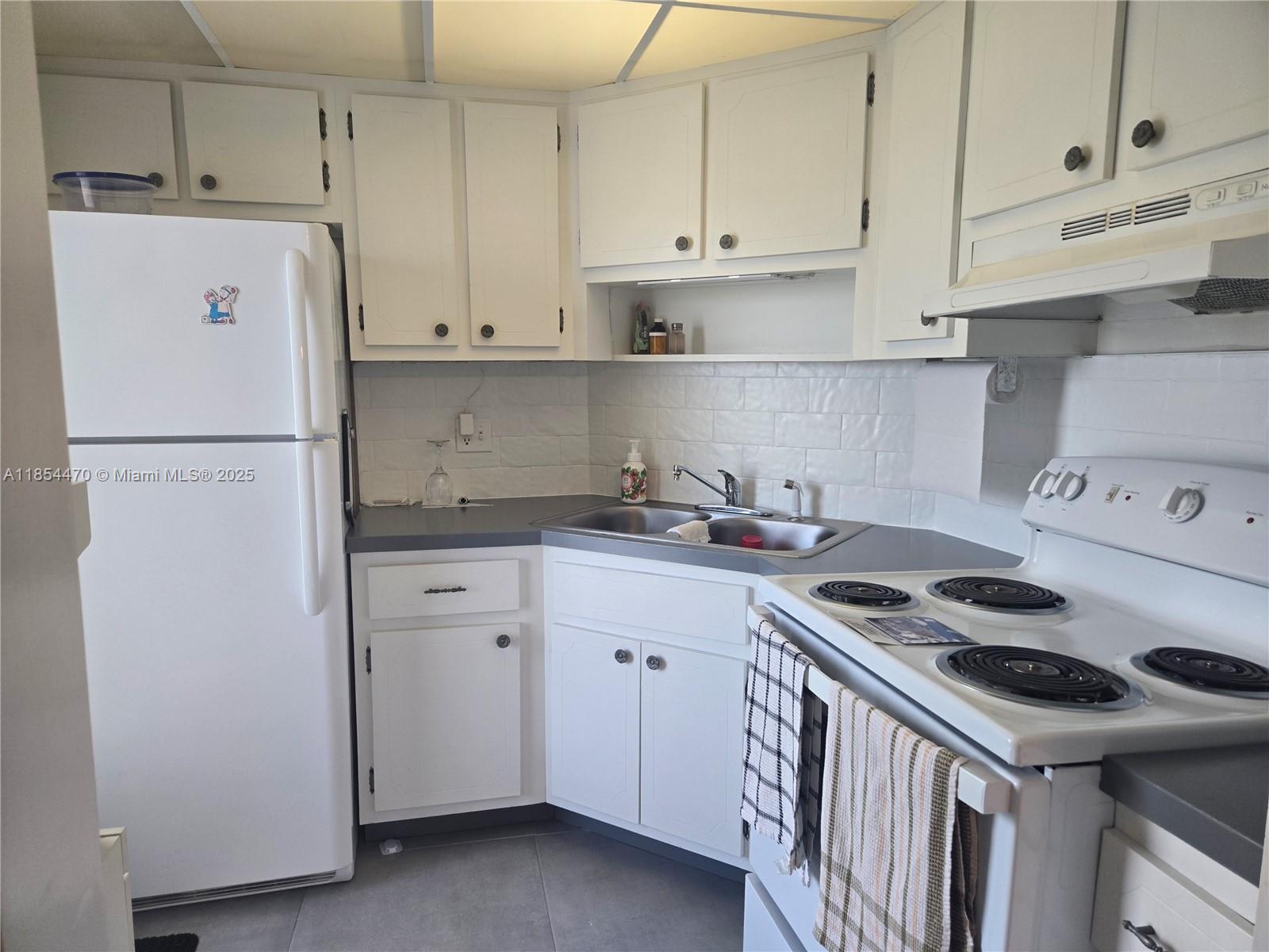CRYSTAL LAKE 1021 CONDO - Residential Lease