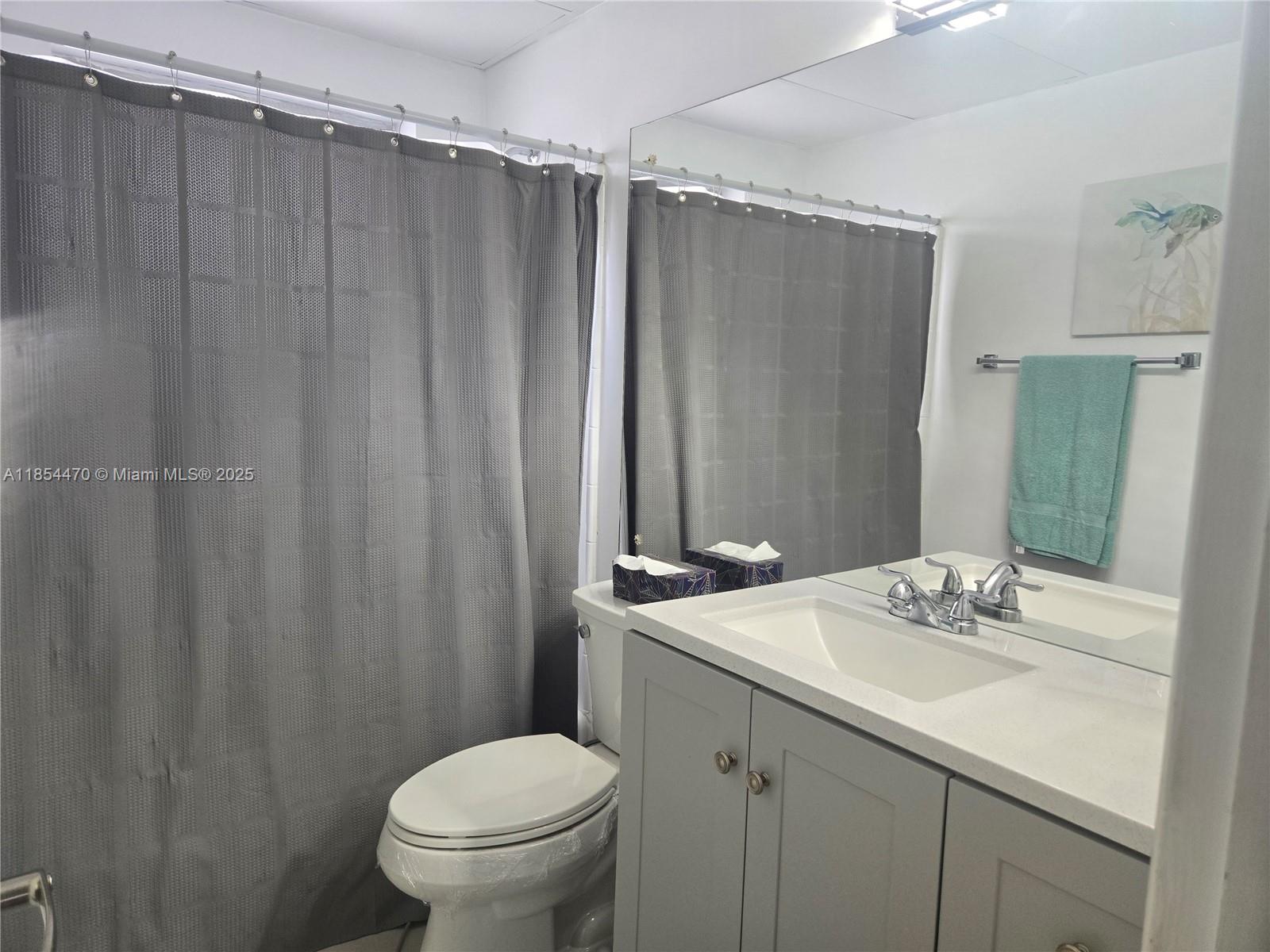 CRYSTAL LAKE 1021 CONDO - Residential Lease