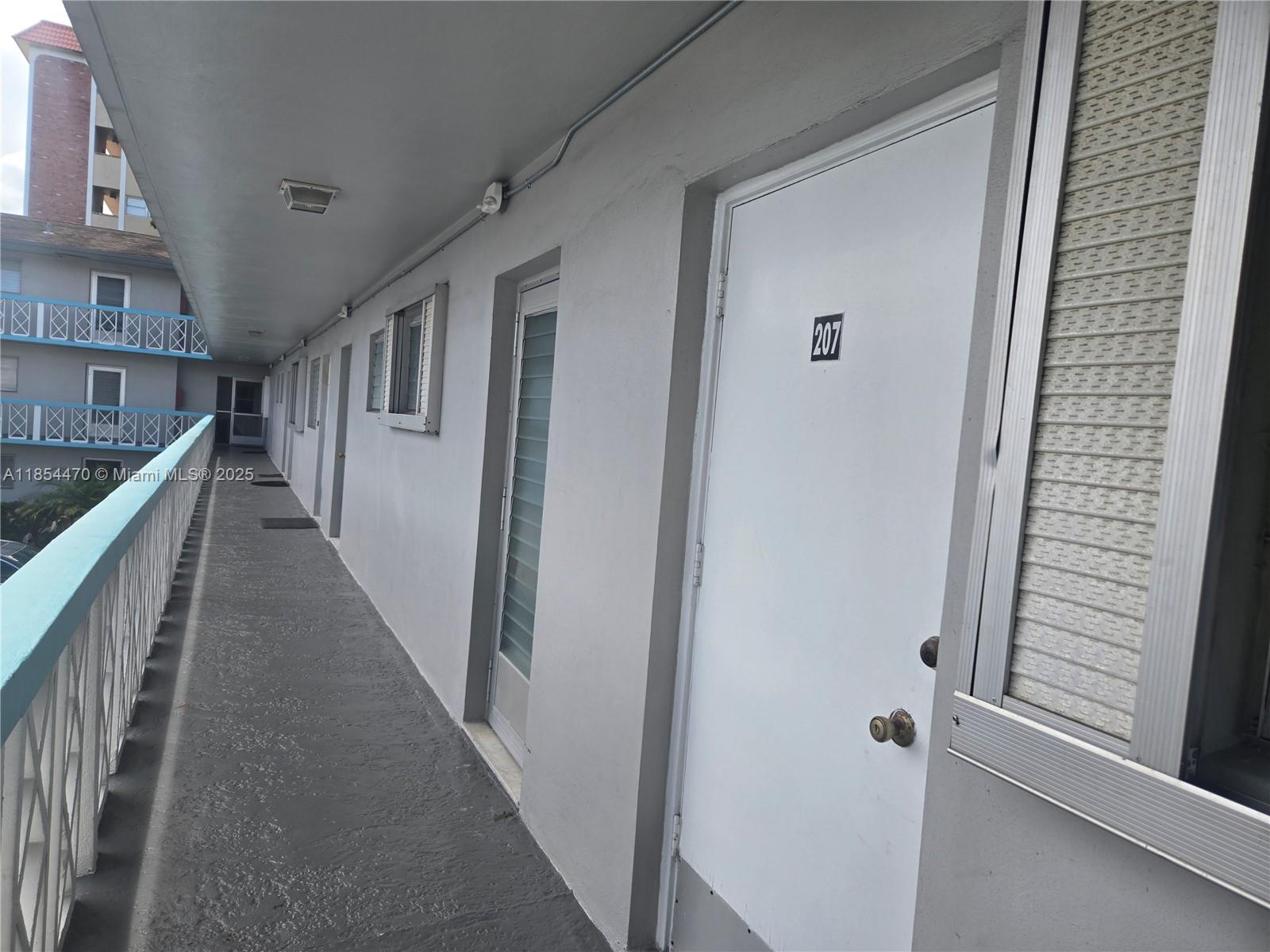 CRYSTAL LAKE 1021 CONDO - Residential Lease