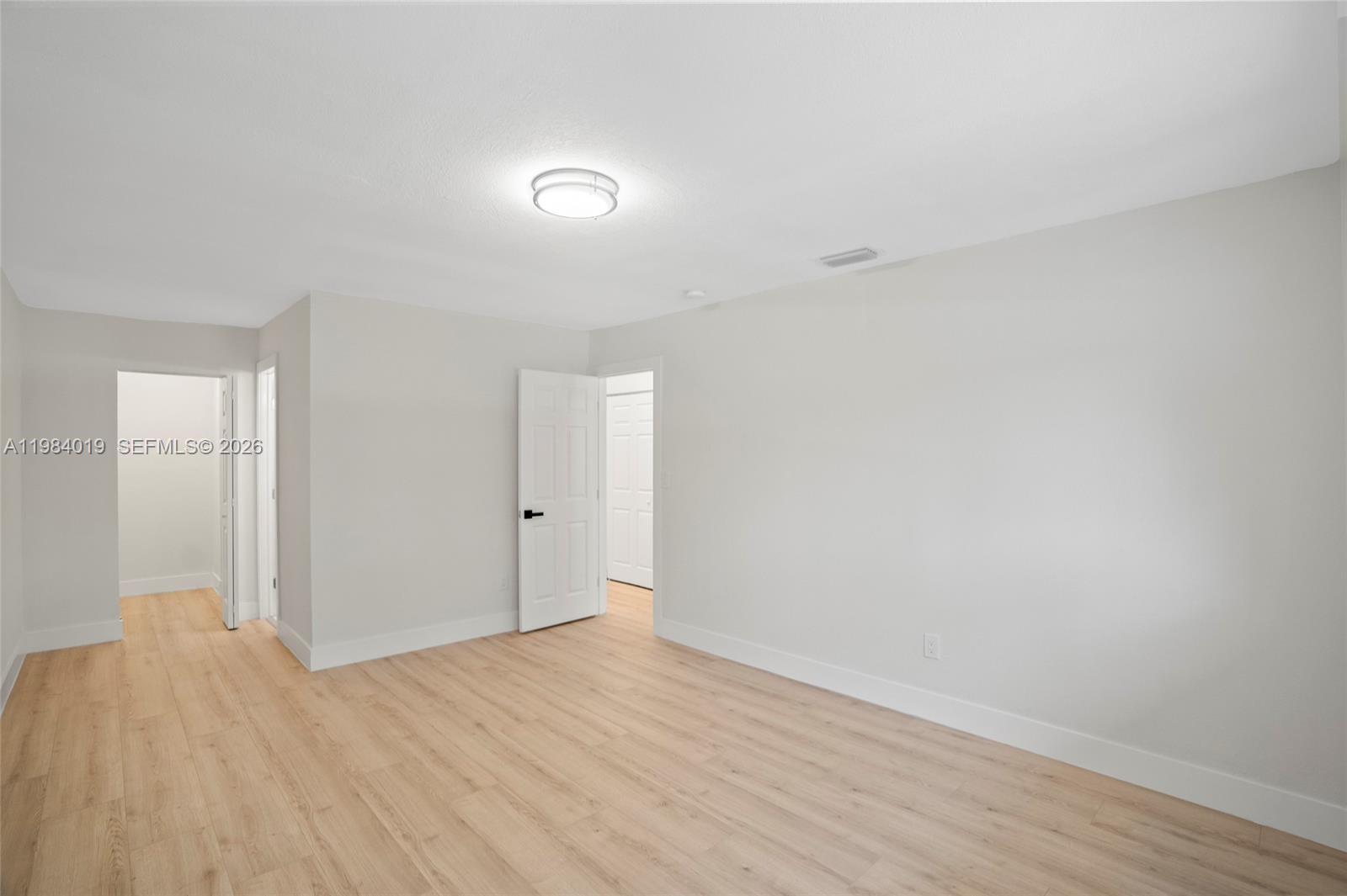 SEAPINES - Residential Lease