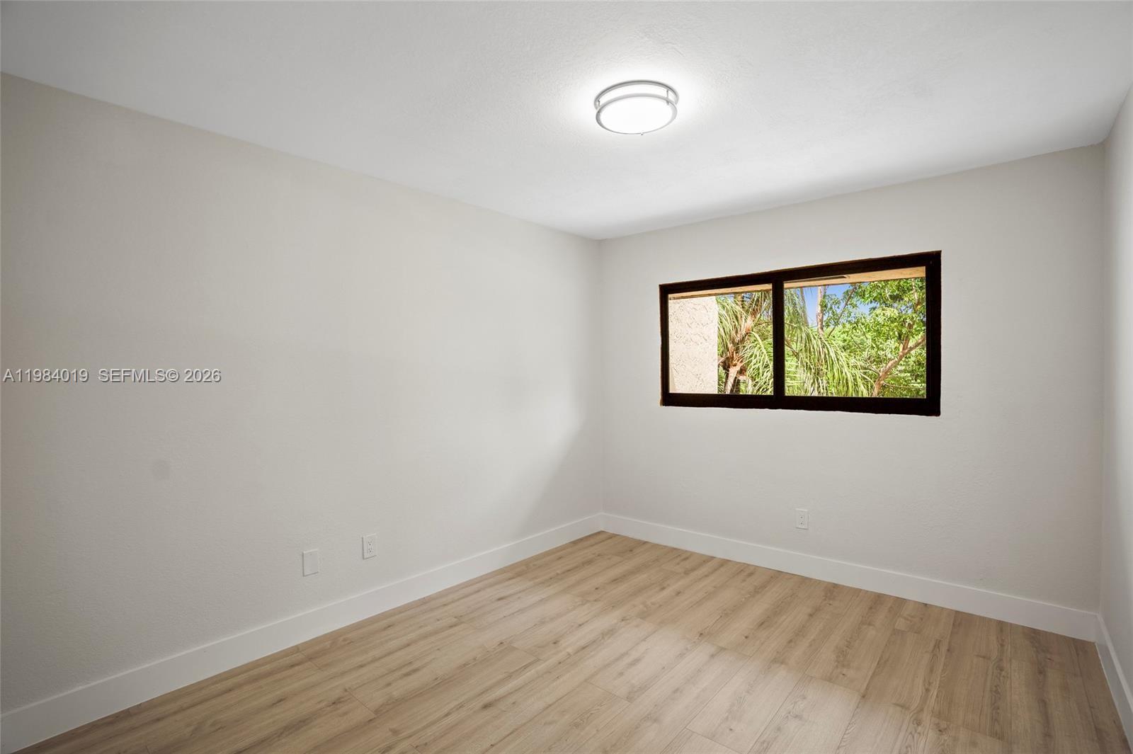 SEAPINES - Residential Lease