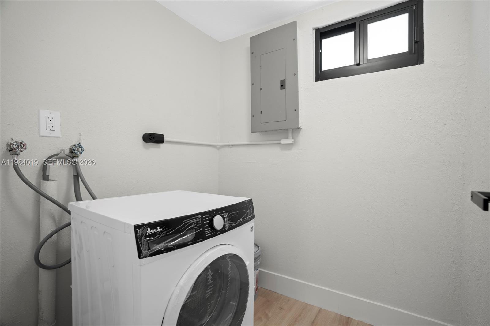 SEAPINES - Residential Lease